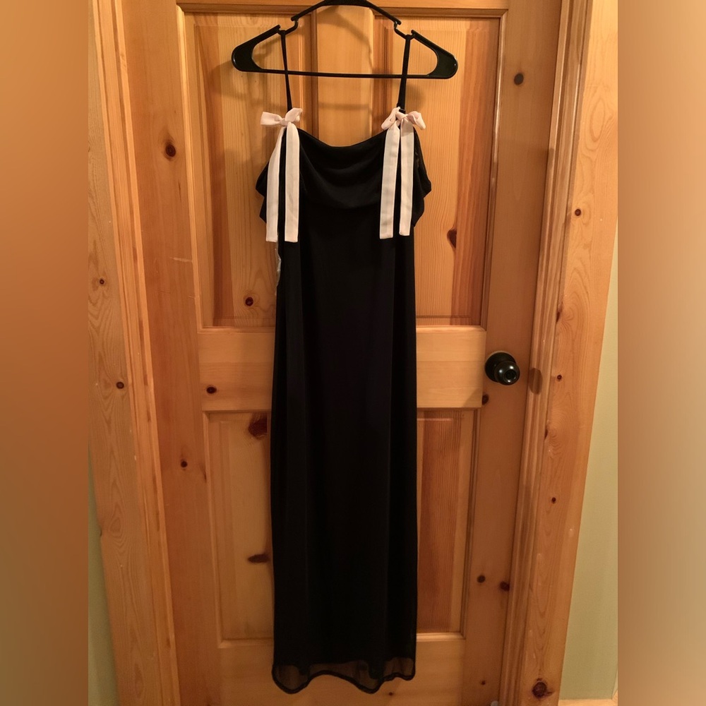 Wild Fable black long elegant dress with pink bows, never worn, has tag